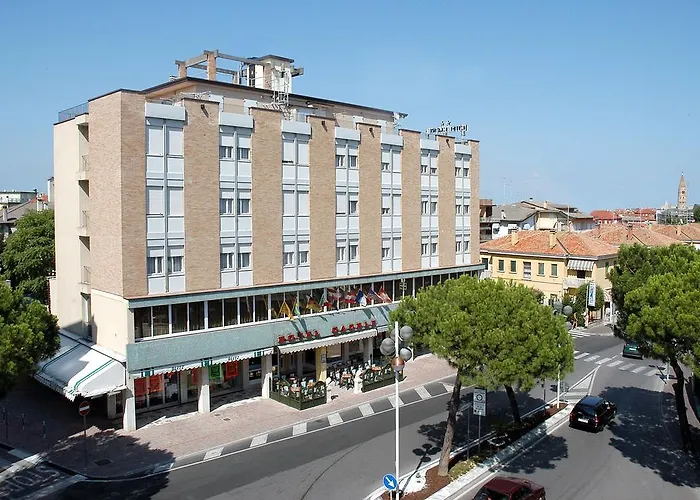 Quali sono i migliori hotel vicino a Santuario della Madonna dell\'Angelo?